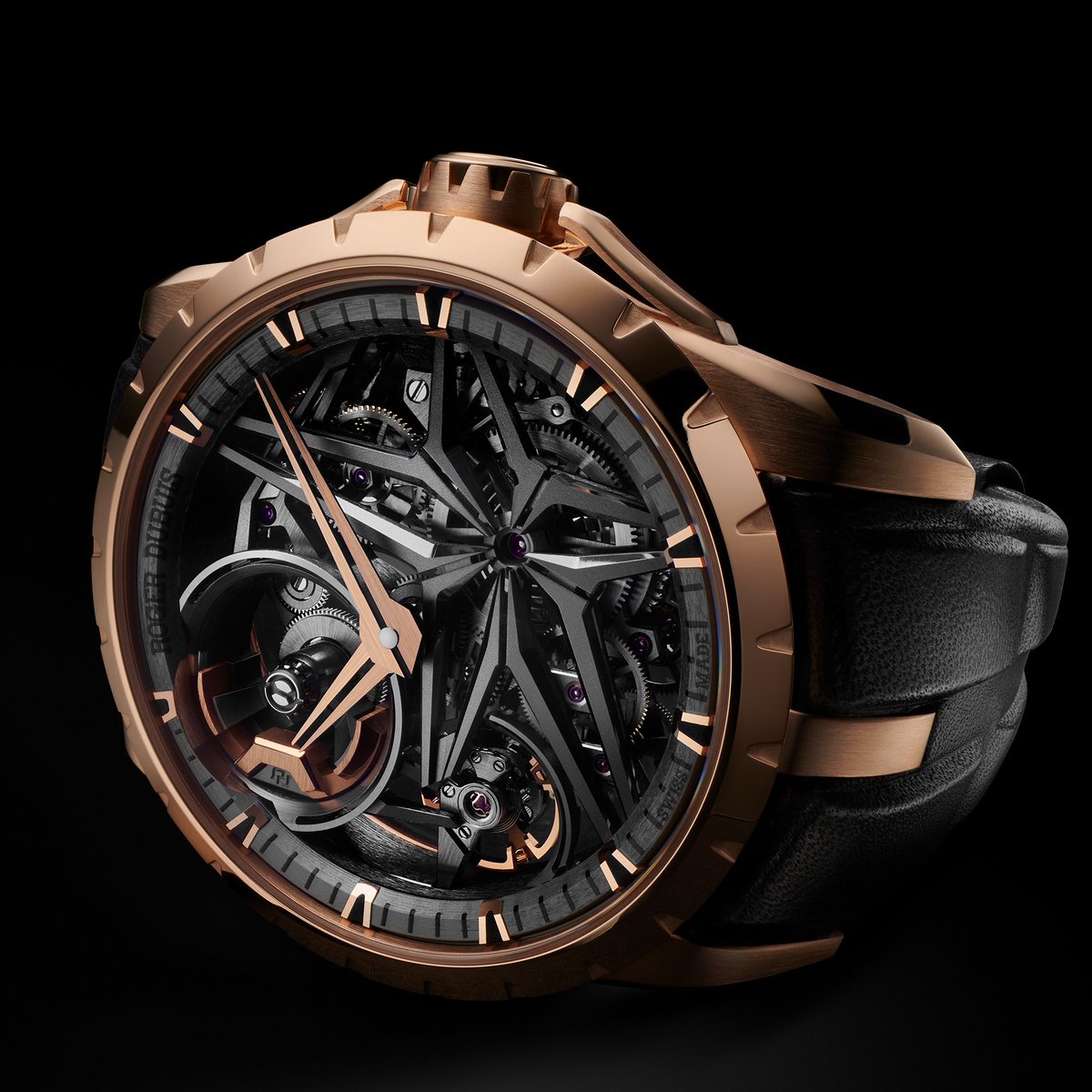 Roger_Dubuis's tweet photo. Our craft is hyper technical. Our design is hyper expressive. We are Roger Dubuis. Discover the new Excalibur Monobalancier. 🔥
https://t.co/NrCByol5rr
#RogerDubuis #Excalibur #Monobalancier #NoRulesOurGame #WatchesandWonders #WatchesandWonders2022 https://t.co/XXds7Ijty5