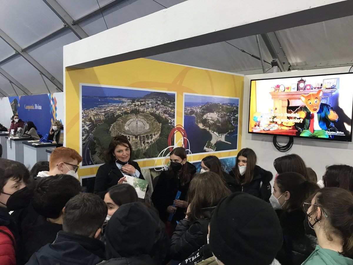 pa_fleg's tweet photo. Presentato alla Bitus il nostro progetto #immaginazione l’educazione con il patrimonio intorno. La prima sperimentazione in Italia di un partenariato pubblico privato con Enti del Terzo Settore per l’educazione al patrimonio culturale. https://t.co/uuLATFUJ4k