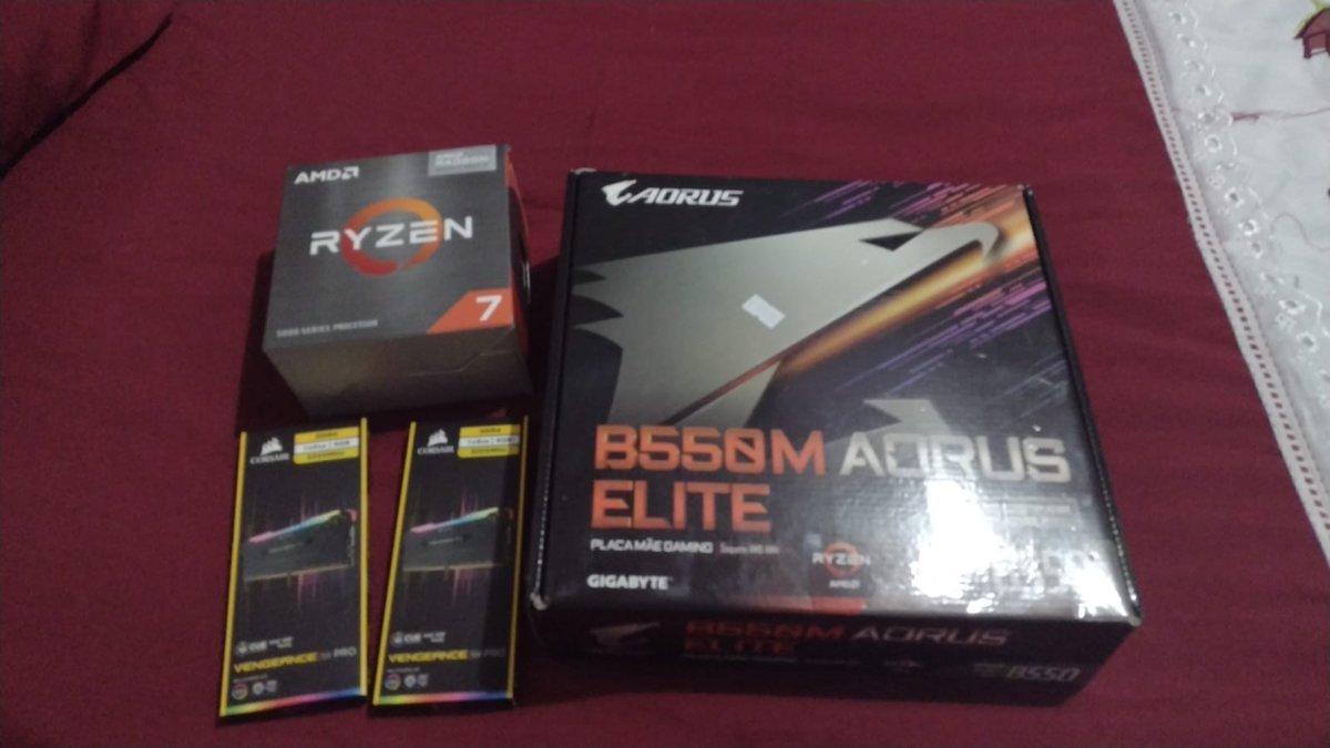 Edição Improvisada™ 🇧🇷 🇺🇸 tweet media