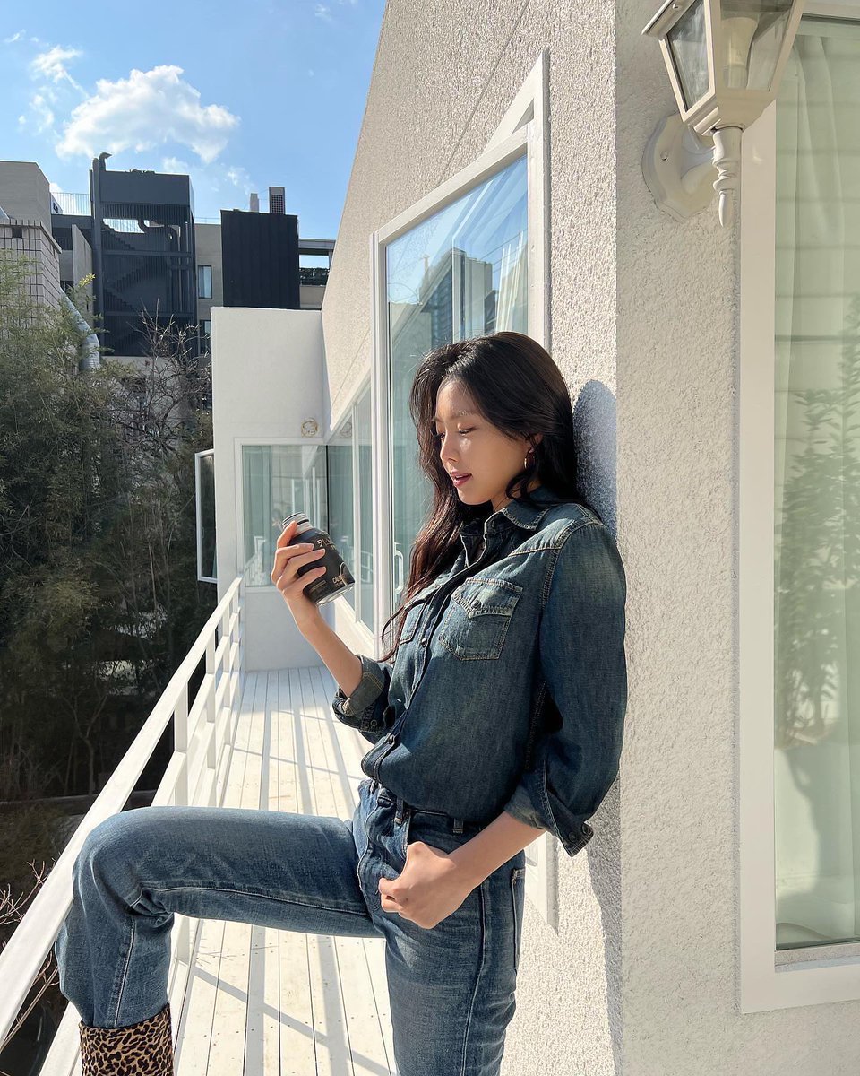AllForNaeun's tweet photo. 220402 #Naeun Instagram Update #손나은 #나은 

https://t.co/2FnIQz5Ra7 https://t.co/I1XHNWJK1t