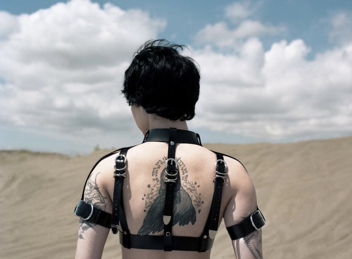 Graysyn 

Very Shy and Timid with High Anxiety 

•Original Chracter
•RolePlay|Fake Life 
•Experienced Writer 
•Descriptive|Literate 
•18+ NO MINORS 
•NSFW

•Male|Gay|Submissive|SingleShip
•Open to Any and All Interactions
•Omega Wolf Shifter 

Retweet, Like, and Follow