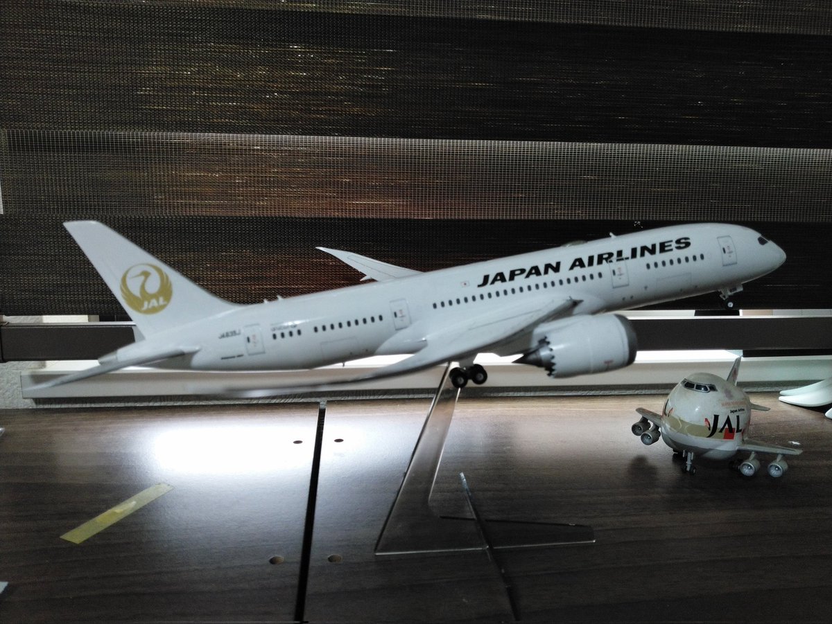 DRAWデカール最新製品を使いました。 JAL B787-846 JA835J 金の鶴丸