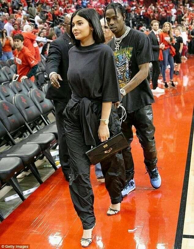 Kylie jenny and Travis Scott https://t.co/2CookmSUwe