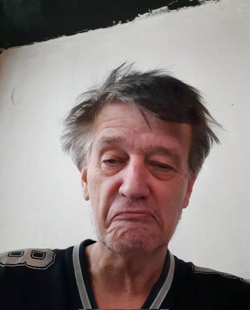 Ultrasugabuga's tweet photo. Блеванул под ноги соседу тот погавкал...... Мой песик (: https://t.co/3MFMu2PyaJ