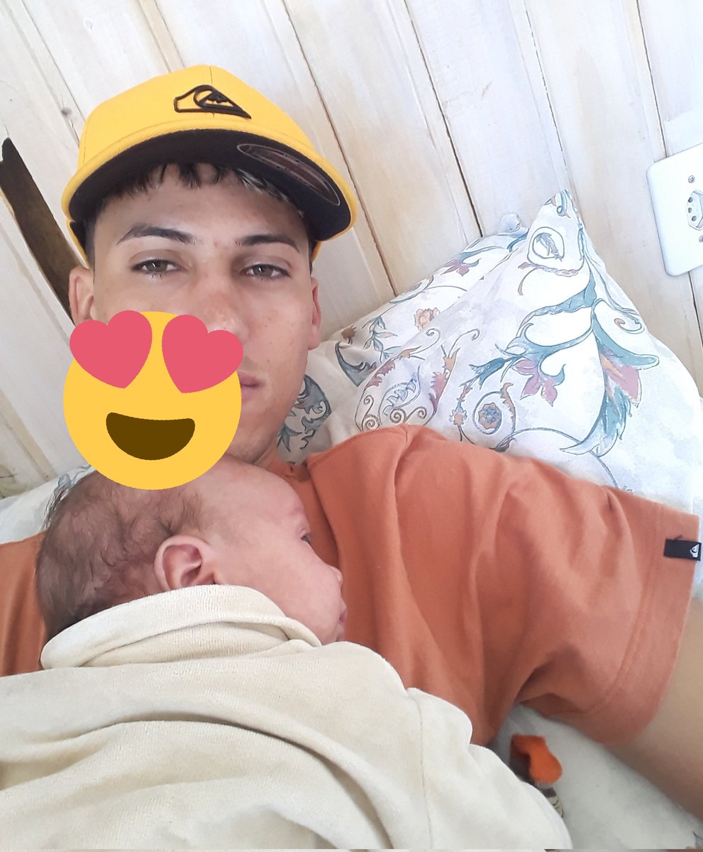 MatheusRuppent6's tweet photo. Hj o dia é dele completando um mês de vida filho pai te ama 👨👦❤#prasemprenos👨👦Lucas Miguel ❤ https://t.co/F5BAdN3Sjn