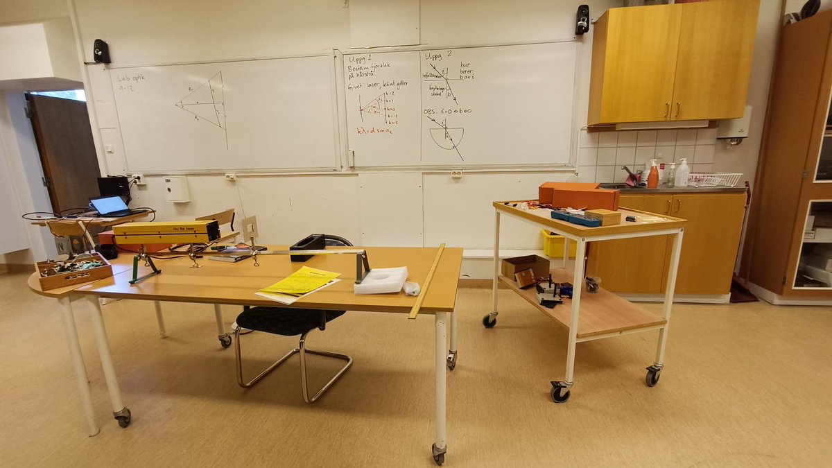 cepsantacruz's tweet photo. Dia3 En Värmdö gymnasium conociendo cómo la planificación didáctica, los espacios y los recursos favorecen el aprendizaje
@colegioelcabo
@CeipAraya  
@cepsantacruz
@OPEECanarias
@EducacionCan
@sepiegob
#CLFutureClassroom
#ErasmusPlus https://t.co/PzfuQ2rUvJ