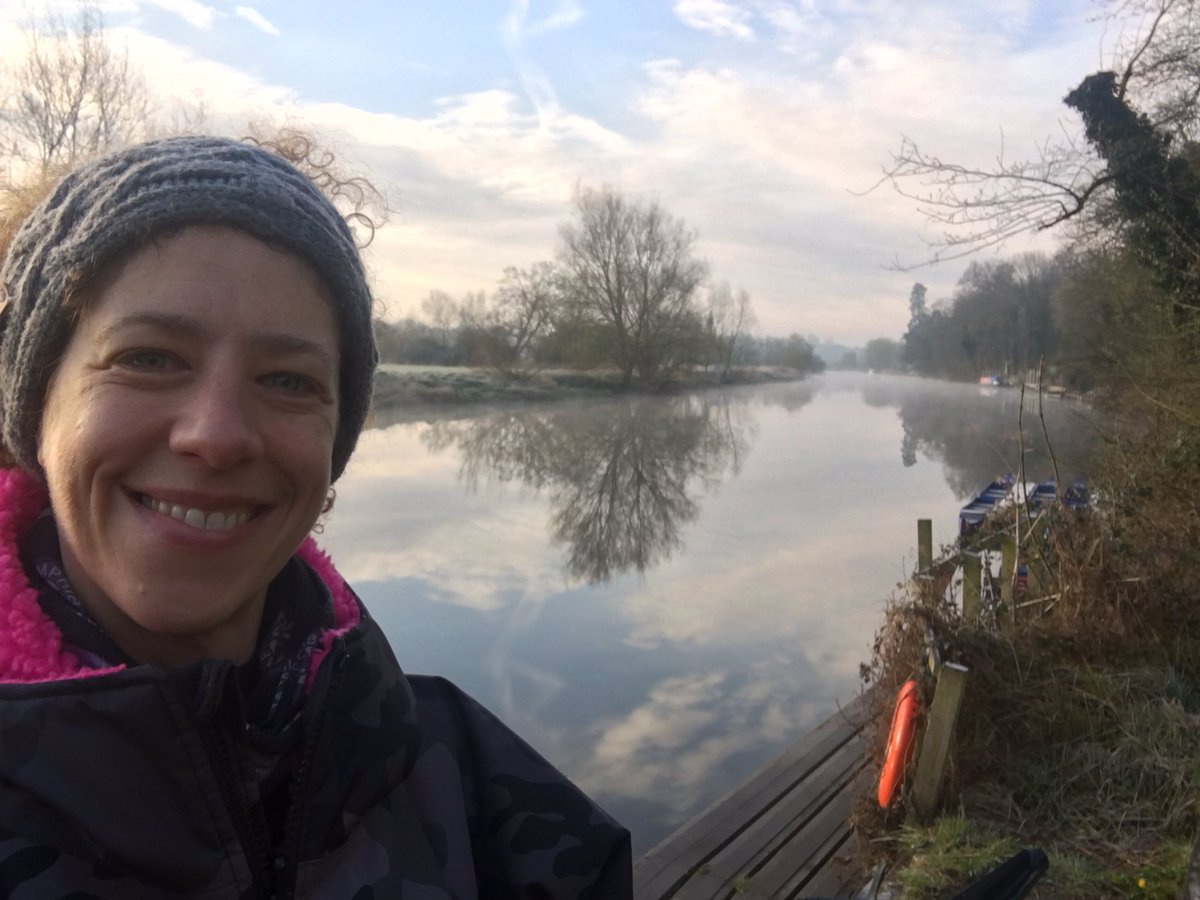 helengoth's tweet photo. A beautiful morning for #standuppaddleboarding but my goodness its cold! -1 degrees! π±π₯Ά#SUP #SaturdaySUP https://t.co/5k7hdyLSxv