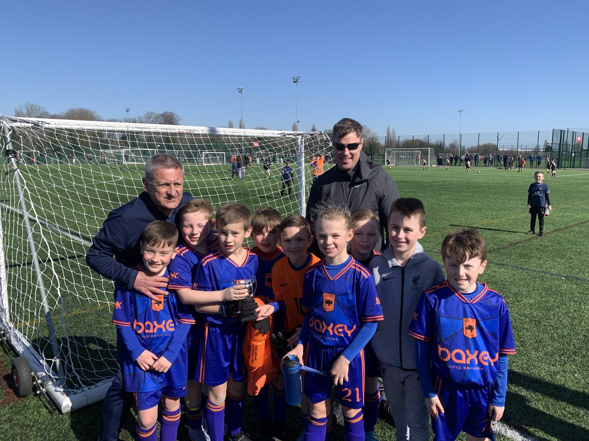 chris mutch tweet media