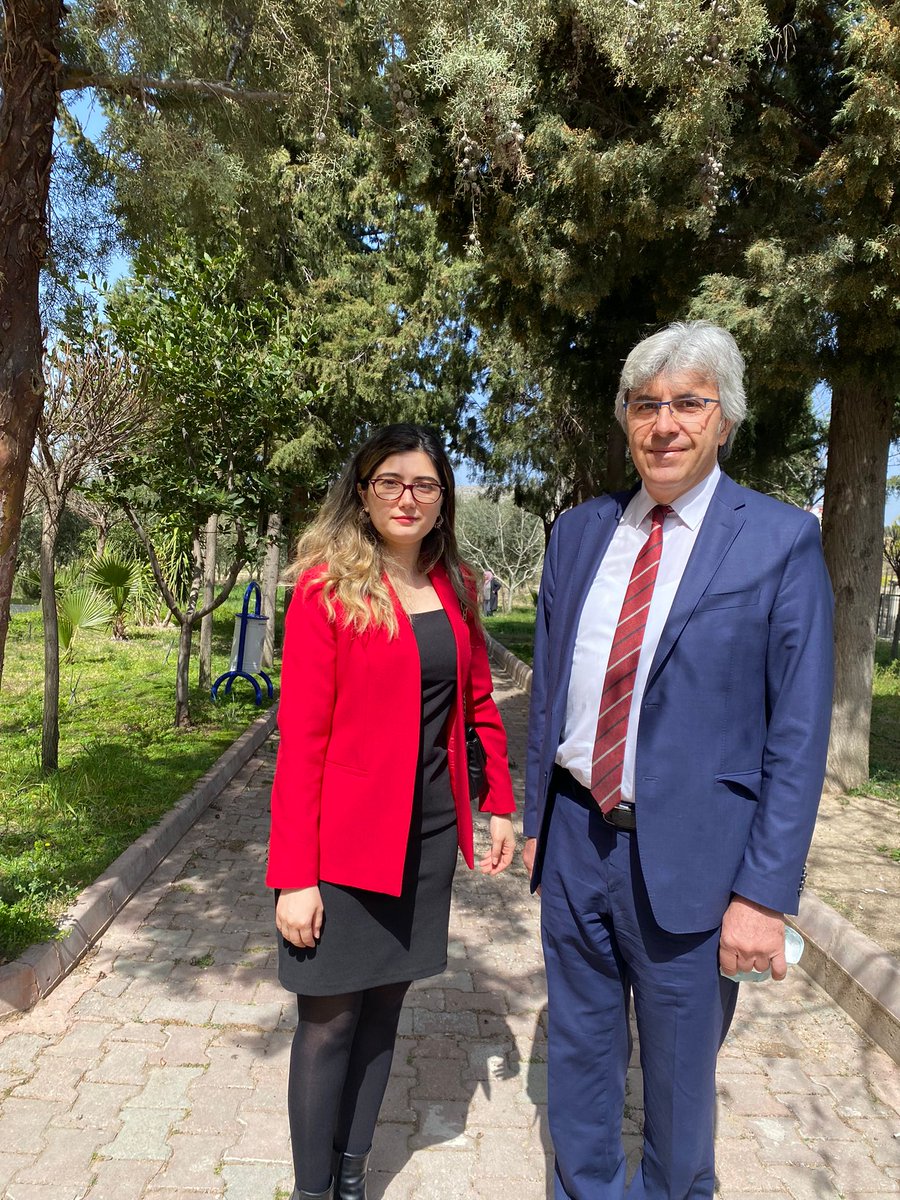 FarabiMut's tweet photo. Mut Meslek Yükseokulu Müdürü Sayın Kasım Pınar bizleri ve 12. sınıf öğrencilerimizi okullarında misafir ederek sınav öncesi öğrencilerimize Mersin Üniversitesi ve Mut Meslek Yüksekokulu hakkında bilgiler verdi. 
@mut_mem @harungergin @ibrahim_oguz @Omer_okur33 @Abdulla42167829 https://t.co/uR0pbjlvQ2