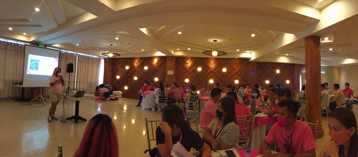 alecarpism's tweet photo. Kampi training. 

#PinkWavehaEste 
#EasternSamarIsPink 
#EasternVisayasIsPink https://t.co/jn66WKTKAf