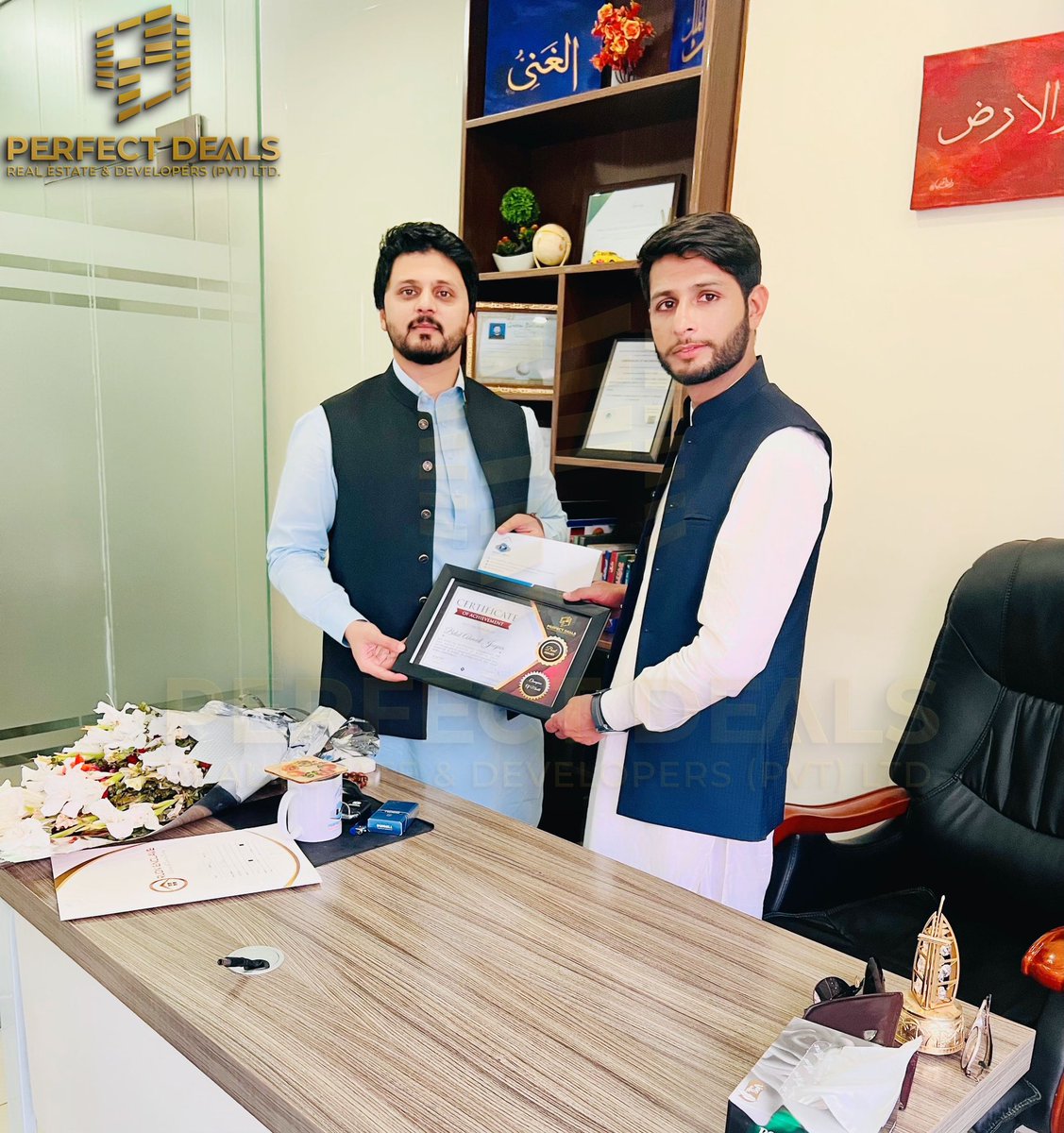 #CHAMPIONOFTHEMONTH 🏆
Heartiest #Congratulations to Mr. Bilal Ahmed Janjua (Investment Consultant) - Perfect Deals (PRIVATE) LIimited. on getting #award for the month of March 2022 with #CASH prize.

Thank you for your hard work & #commitment that has made the #best sales record