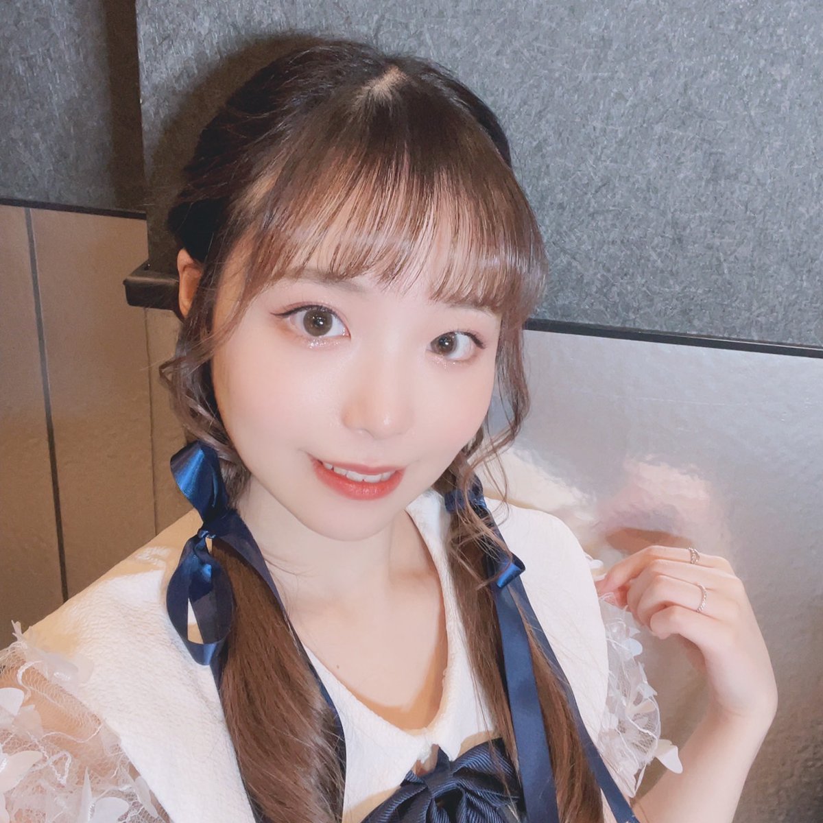 MYDAYS_Official's tweet photo. 【🌸MEI🌸】
新衣装で撮ったときの📸
メンバーみんなとってもお気に入りなんです🫢🤍💙
新しい季節、4月もファイトです🐱🍀
MEI

#MYDAYS #マイデイズ #メイ #MEI
#アイドル #JPOP #KPOP #ライブ
#制服 #衣装 https://t.co/GlbHEzOrfl