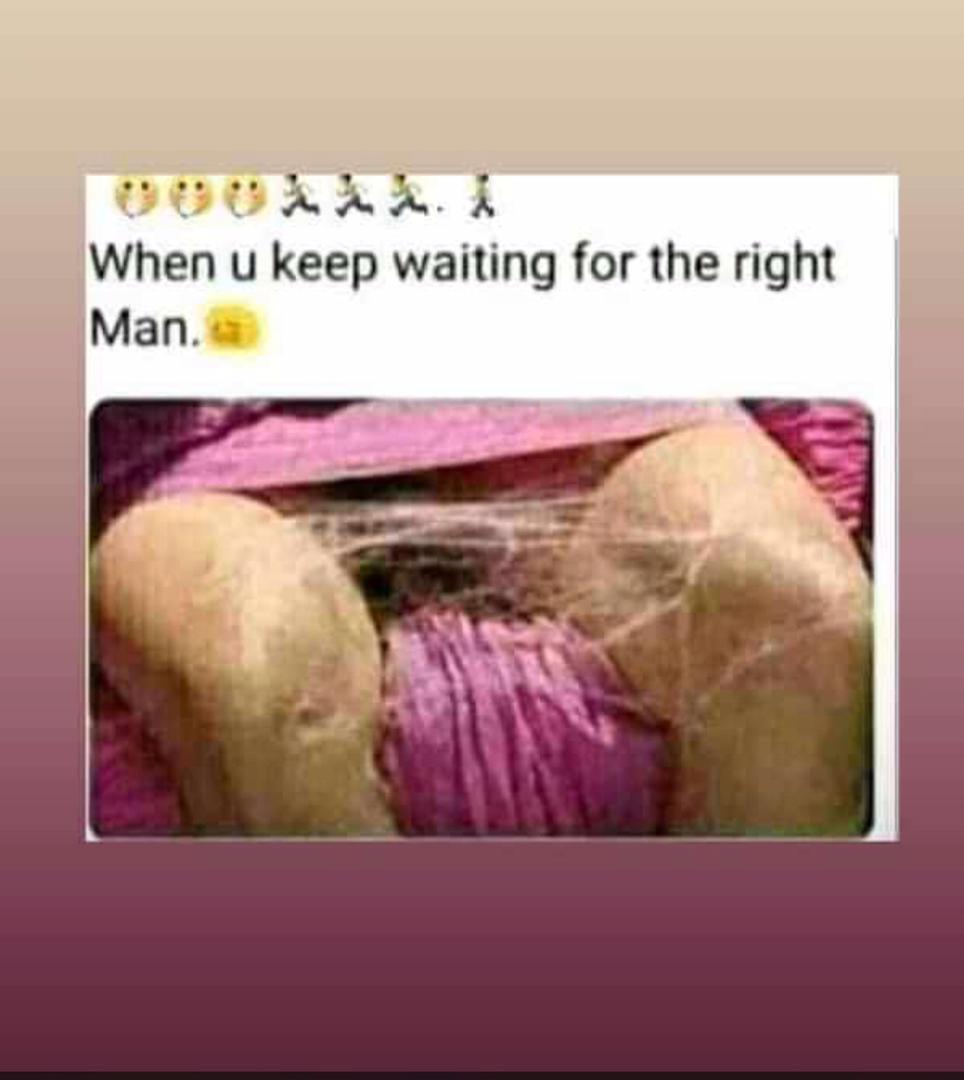 Quarishmas456's tweet photo. Comments pilz 😂😂😂😂 https://t.co/2fayiYiExx