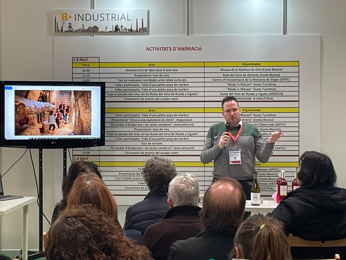 RutaVinoCigales's tweet photo. Satisfactorio primer día presentando nuestro destino y degustando nuestros vinos @VinosMucy y @bodegacpcigales en #BDelicious. A las 10h arranca el segundo día #BTravel2022 #SiEsRosadoEsCigales #SomosRVCigales https://t.co/zbFbOTFJrk
