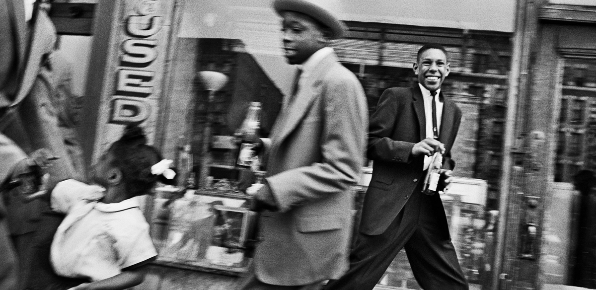 Corbeil91100's tweet image. 📸 Le programme de la journée du festival #photo de L’œil urbain.
RDV à 14h devant la médiathèque Chantemerle pour une grande après-midi afin de rencontrer l'ensemble des photographes et à 19h vernissage du photographe William Klein à l'hôtel de ville
corbeil-essonnes.fr/actualites/loe…