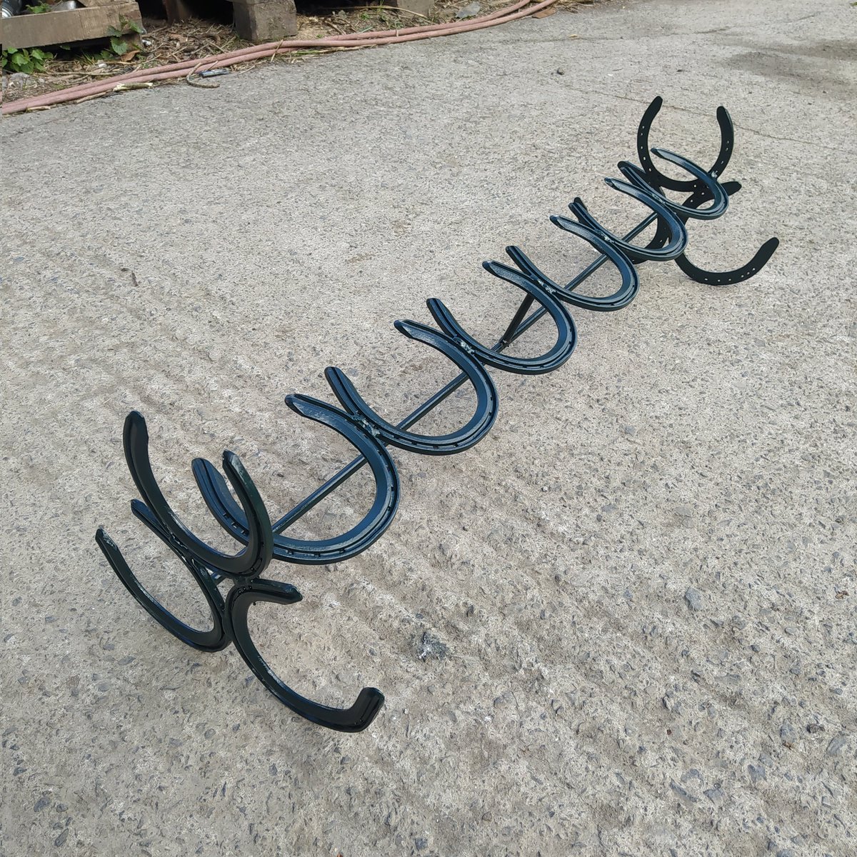 mr_mechnic's tweet image. Another welly boot stand, single storey and painted in dark green, soon to be listed on @etsy unless I can sell it locally first 🤞 #bootrack #handmade #madeinwales #horseshoecraft #forsale #buyme #countryliving #countrylife