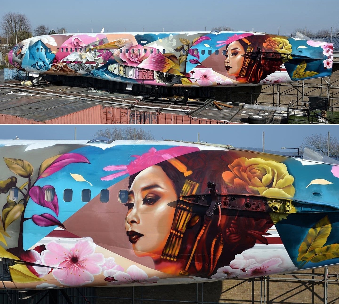 brababella's tweet photo. #Streetart: #Boeing727 by #CurtisHylton + #HasanKamil + #HazardOne @ #Bristol, UK, for #PYTCH
More pics at: https://t.co/IjZ9pULgAD
#streetartbristol #streetartuk #arteurbana #urbanart #murals #muralism #contemporaryart #artecontemporanea @hazard0ne https://t.co/FwU27Tem5z