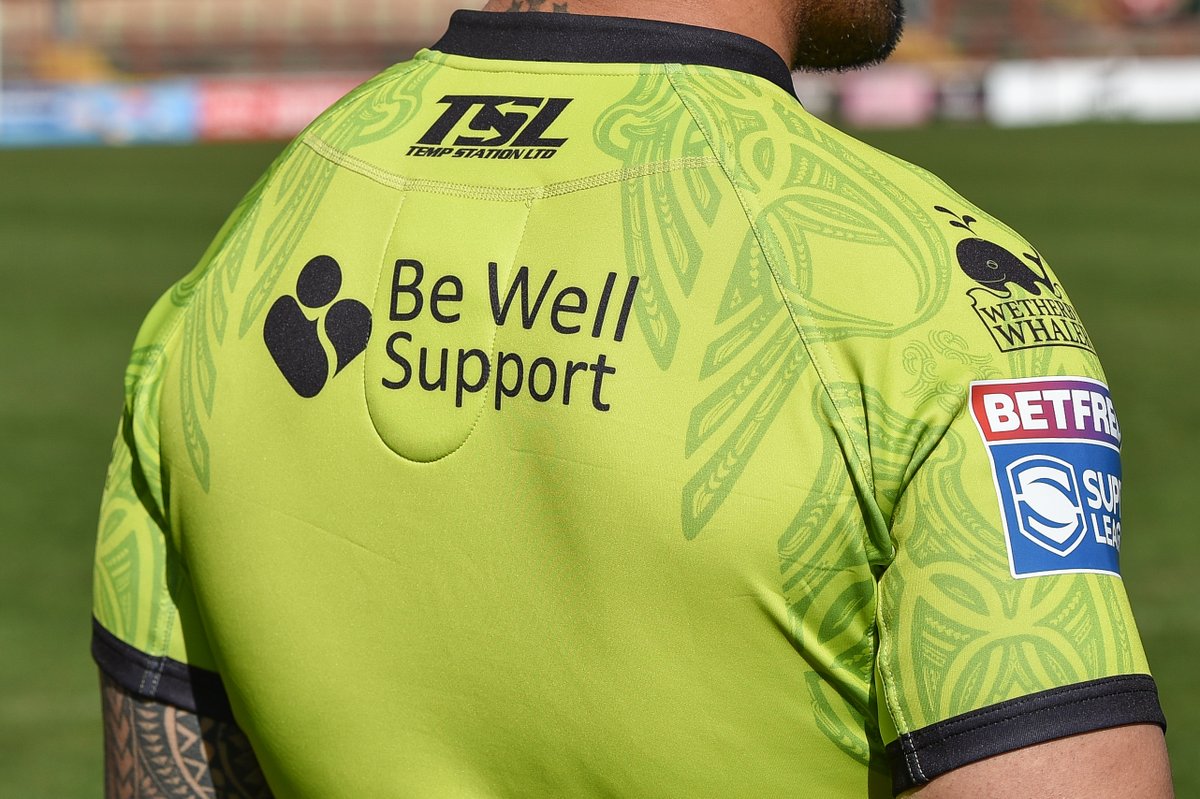 𝗪𝗢𝗪𝗭𝗔🔥

#MagicWeekend Jersey now on sale in the Ridings Club Store and online at shop.wakefieldtrinity.com