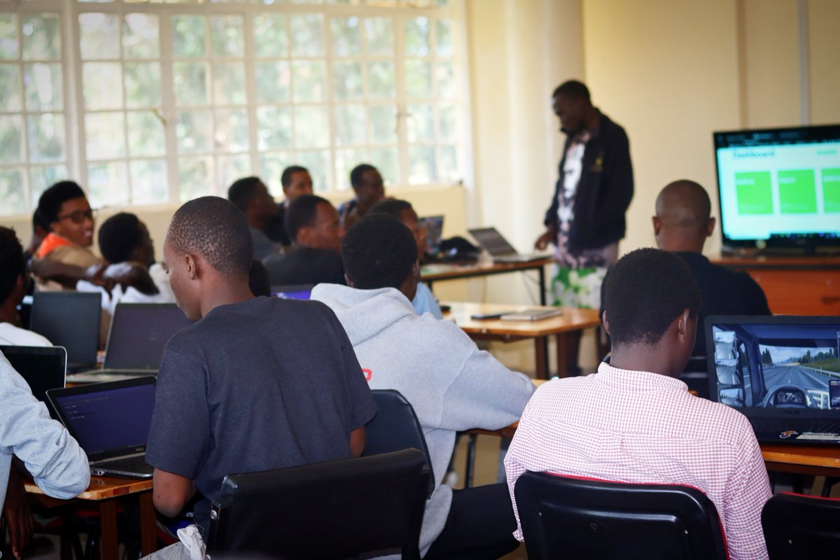 KabarakRIO's tweet photo. "Innovation is the unrelenting drive to break the status quo, and to dare develop new ways of doing things" @mosesthiga during the Innovators session @KabarakUniv 

#Innovators #computingconference #KabarakResearch #KabarakRIO #publication https://t.co/cuGRqXIqon
