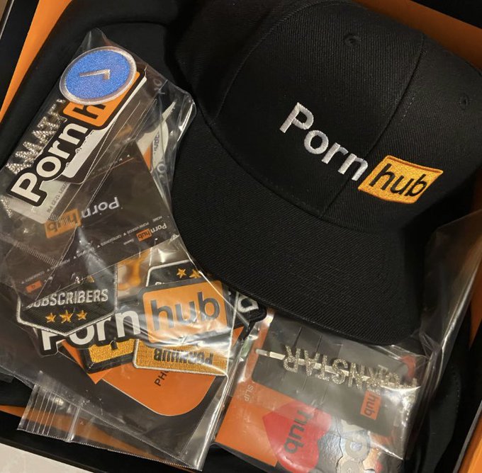 Wetaznpssy’s pics and videos