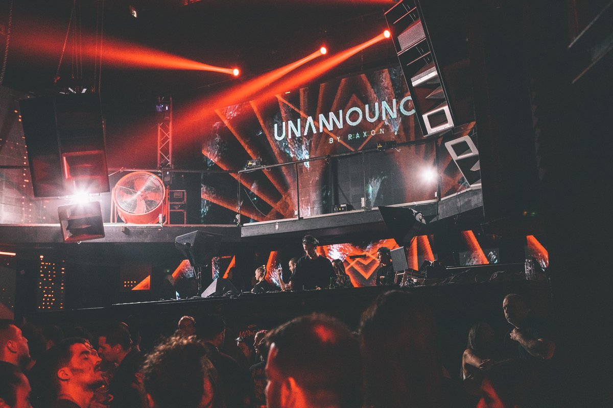 inputdanceclub's tweet photo. Already counting down the days until the next #Unannounced with one of @raxon specially selected artists 👀 What a night at VOL 7 with #RomanFlugel 🔥🤯
#unannounced #mystery #mysterydj #raxon #techno #romanflugel #input #inputbcn #house #electro #funktionone https://t.co/OzDZyWaJe2