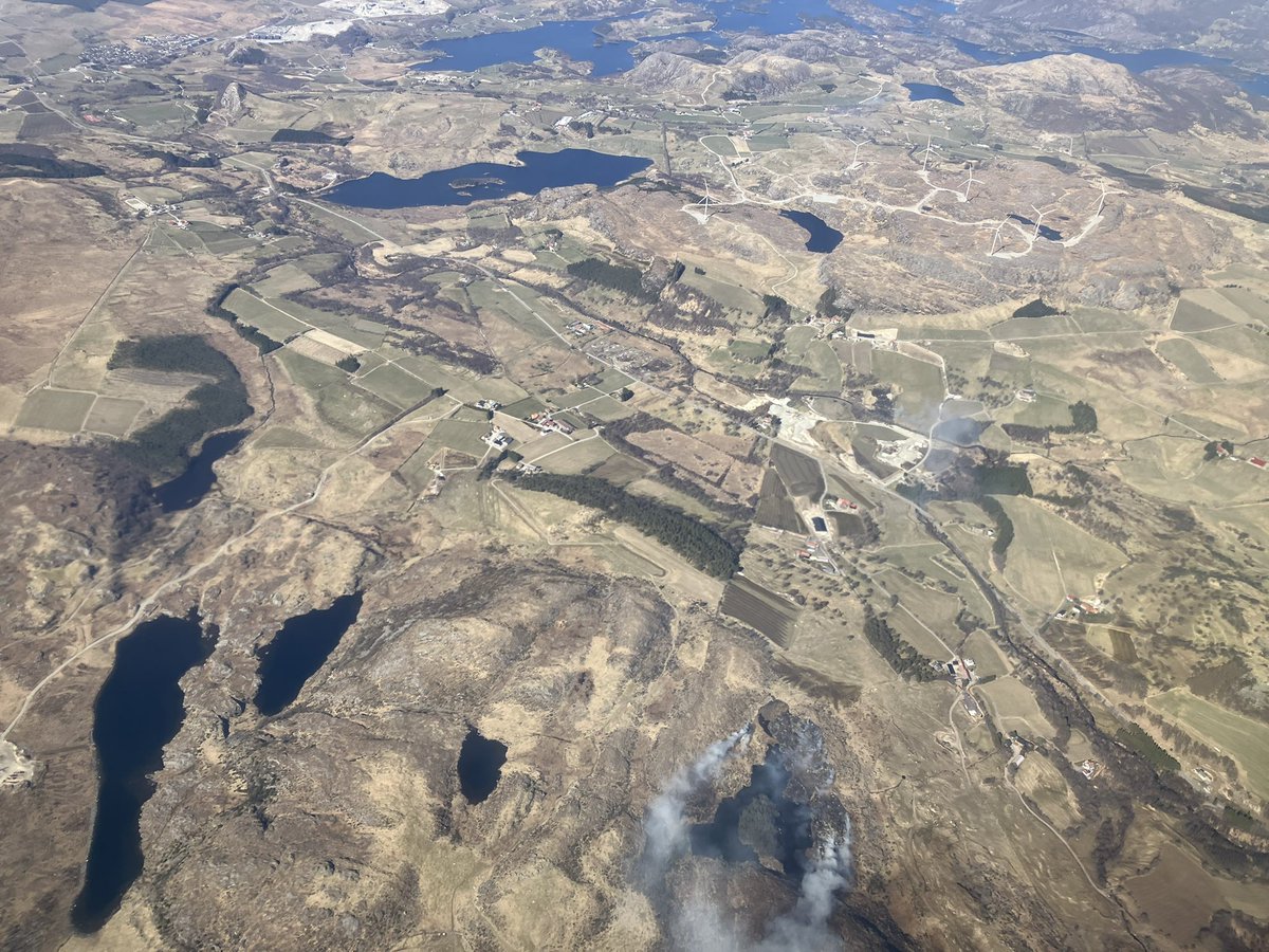 TSukenobu's tweet photo. Stavanger in Norway絶景✈️🗻⛲️✨
#janove #janoveottesen #kaizersorchestra #mickelohse #atomicswing https://t.co/HxUJgfSB06