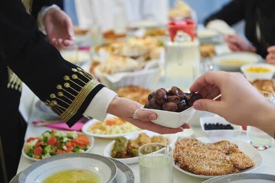 د لومړۍ روژی دعا 🤲
یا ربه ته په ګران وطن افغانستان کې تل پاتې سوله راولې 🇦🇫🥀