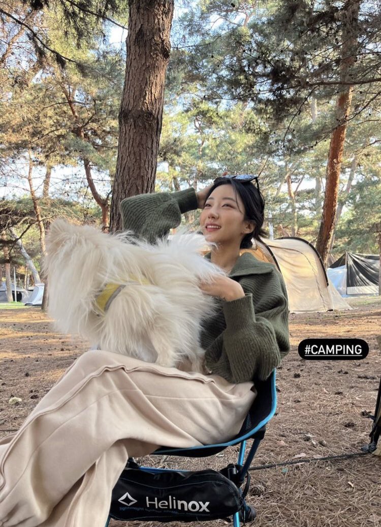 yeawon doing camping! 

#ANYEAWON #앙예원 #SINGLESINFERNO