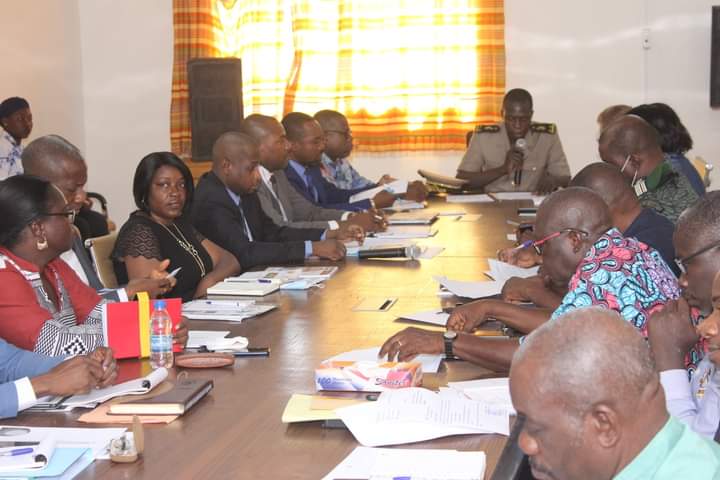 CCESP_Officiel's tweet photo. #J2 #PLDPP #SanPedro
LES ENTREPRISES INDUSTRIELLES DE SAN PEDRO AU CENTRE DE TOUTE L’ATTENTION DU COMITE LOCAL DE CONCERTATION ETAT SECTEUR PRIVE
👉 https://t.co/tPPSSC05BM
#CCESP
#CLCESP
#DialoguePublicPrivé https://t.co/VBUEucVShA