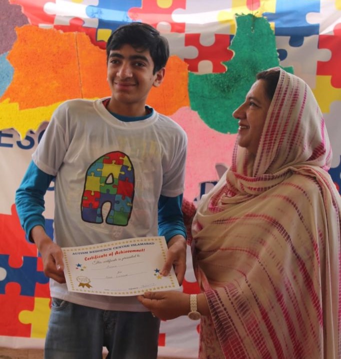 BoomingPakistan's tweet photo. On this World Autism Awareness Day, we want everyone to accept autistic people for their differences. We thank #AustismSocietyOfPakistan for spreading awareness on autism spectrum disorder and advocating equal rights for this community.

#BoomingPakistan #WorldAutismAwarenessDay https://t.co/mk3WV43cq5