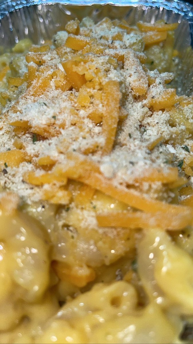 yeezytaughtme30's tweet photo. Infused mac pans today https://t.co/vKF5Nrnc5C