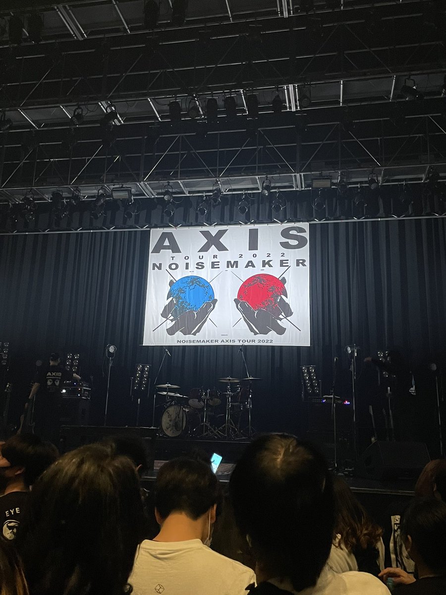 ikeyan91211094's tweet photo. 本日、NOISEMAKER AXIS TOUR!
なんばハッチは激熱でした🔥
MY FIRST STORYとの対バンも良かった!8年前の歴史は知らなかったけど何年後か対バンする事になれば分かる!
お互いバンドとしてデカくなって欲しいです✨良い1日でした😄
#NOISEMAKER
#MYFIRSTSTORY
#AXISTOUR https://t.co/E873CyzNVb