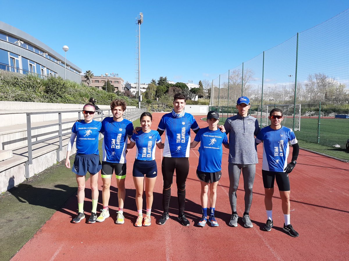 Track day en <a href="/uedeportes/">Último en Deportes</a> 
3000 mts
2000 mts
2x1000 mts

#TEAMCLAVERÍA
<a href="/claveriaricardo/">RICARDO CLAVERIA</a>