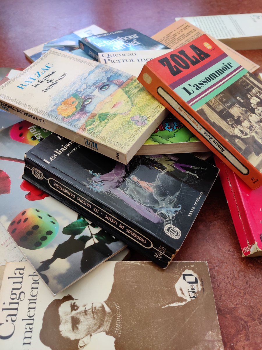 CongresFrans's tweet photo. *Boîte à livres* | Pendant le congrès vous trouverez une bibliothèque modeste dans la salle Atrium Lounge. Apportez le(s) livre(s) que vous avez fini de lire et trouvez-y votre suivant(s) ! Échangeons le plaisir de lire ! https://t.co/eTJNz76734