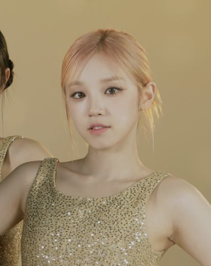 yuqinfinite's tweet image. Does it ever                      Just how fast
drive you                           the night
crazy                                  changes