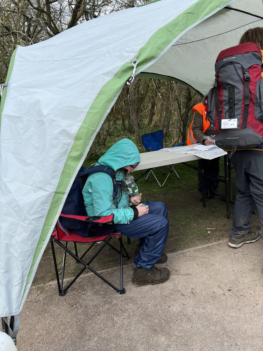 daveakasarah's tweet photo. @CheshireHike more smiles and resilience - #HannahWeaverham https://t.co/a1QLcfxhxg