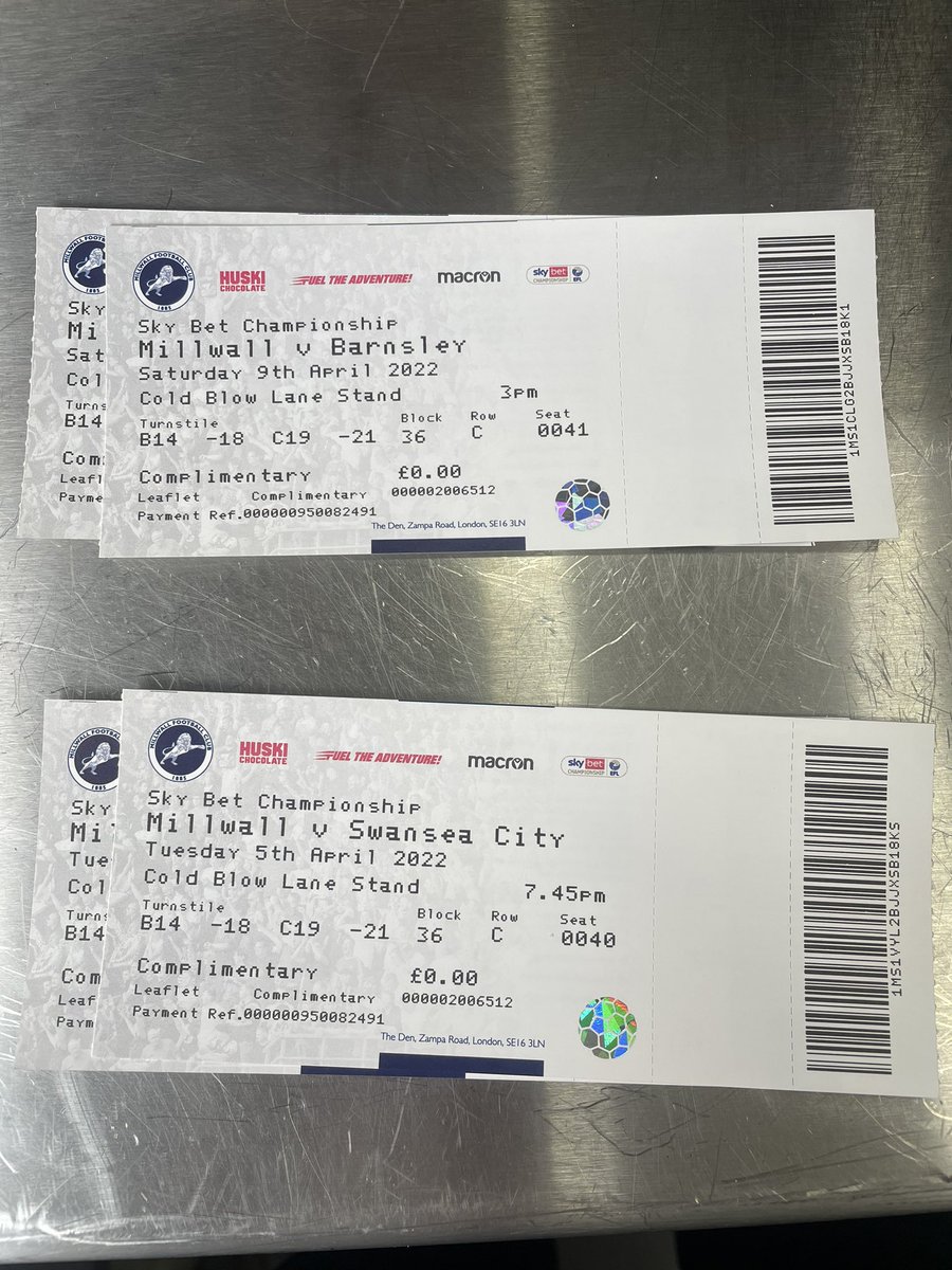 ExpressFishBar's tweet image. ❗️❗️Competition time ❗️❗️ guess the right amount of forks in here and win 2 Millwall Tickets #millwall #surreyquays #coldblowlane @SE16Hour @RotherhitheLoc @WISE16