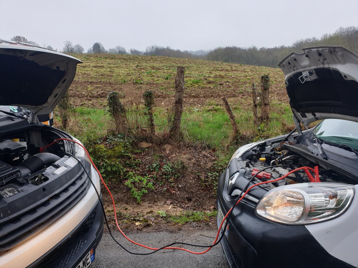 Oooops... Un collègue en panne, le dépanage ce n'est pas que sur le fibre! 😃