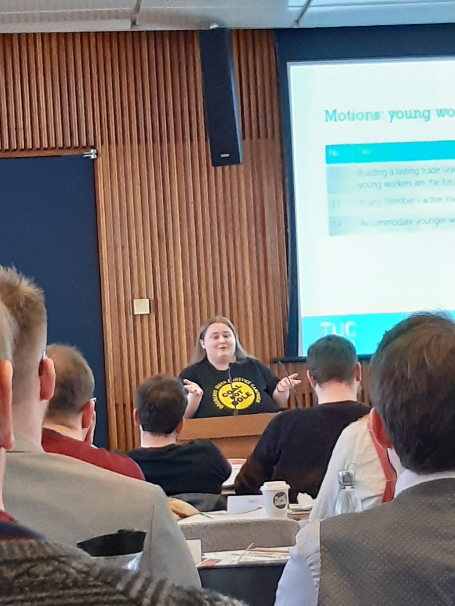 YoungUNISON's tweet photo. Great speech from our delegate @LillyBNEC about getting young people involved in unions "When young people join, we need to be asking them, what do you want to change?" #TUCYWC22 https://t.co/OkmUDhHUGQ