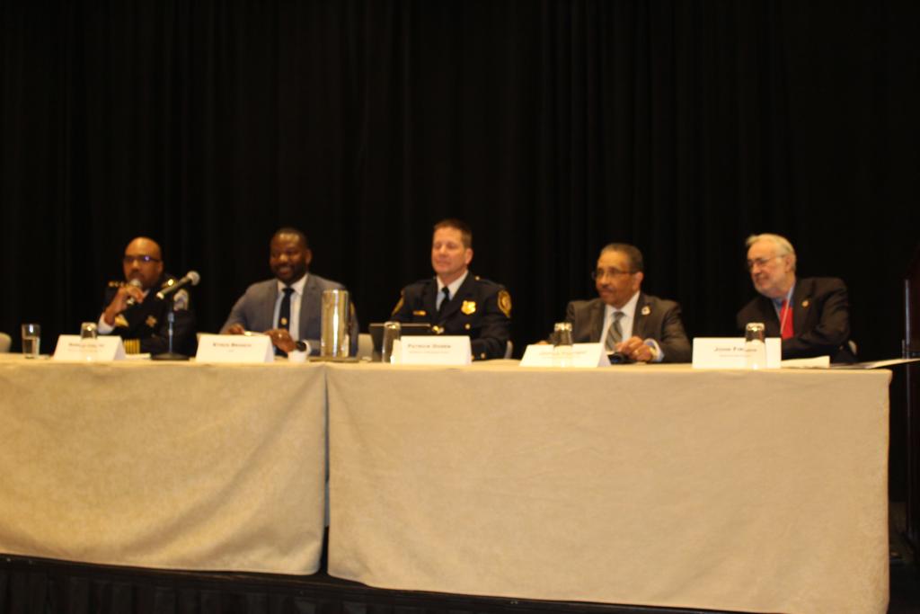 sociablecity's tweet photo. #PolicingPanel at #RHIsummit22: Moderator John Firman @AmericanU; James Younger, former Arlington Deputy Police Chief; Patrick Ogden @udelpolice; Kyrus Branch @IAMKyrus, Visiting Police Fellow with @TheIACP; and Robert Contee, Chief @DCPoliceDept https://t.co/Ox6yxgqTSD