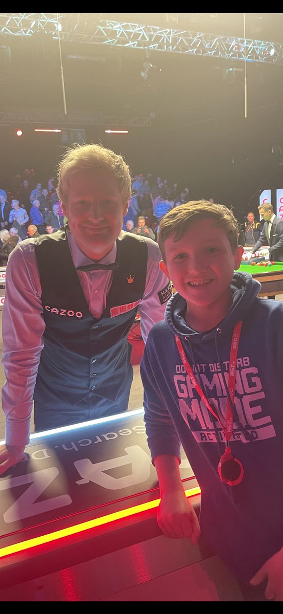 kmppoll's tweet photo. @nr147 We we’re very lucky to witness such an amazing snooker match.
Superb performance by both players. Jack was over the moon with this picture, good luck for the final. https://t.co/m1GGoJ6wdS