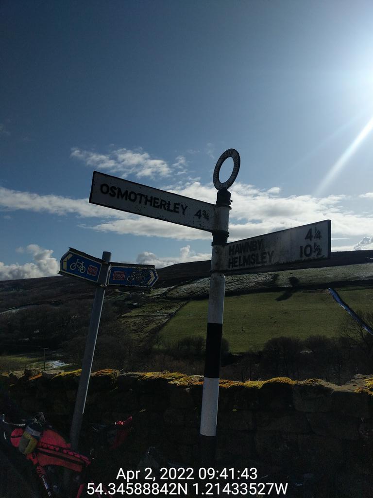 plantsandghosts's tweet photo. CP3: North Yorkshire Moor's sign post @theracingcoll #transengland22 https://t.co/sHy1D2Npdk
