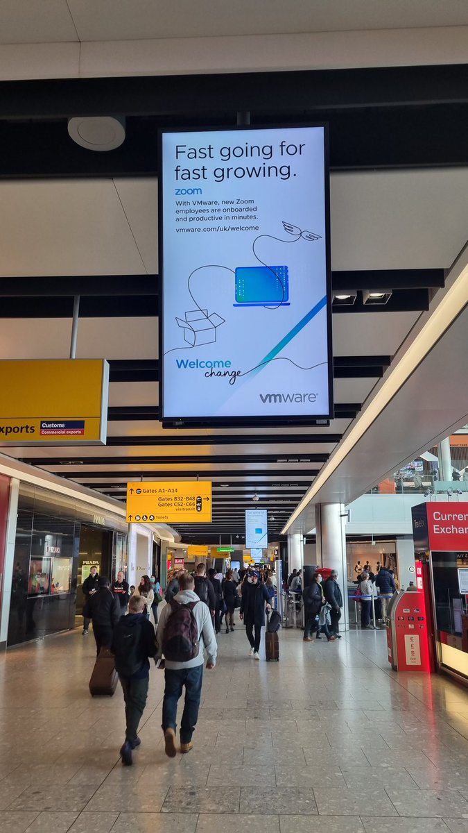 RawlCoria's tweet photo. On my way from London to Austin for attend #VMwarePLS. I think that @VMware is pointing my journey... https://t.co/OBnLFGev6E