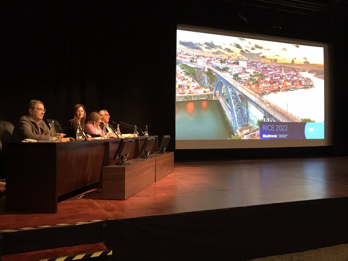 Bglezsuarez's tweet photo. XX Reunion Ibérica de Cápsula Endoscópica #RICE2022. Sala llena! Primera mesa de instantáneos endoscópicos. #JosepLlach @marisollujan @SEEDendoscopia @capsulendoscopy @aegastro @gasclinicbcn @Medtronic https://t.co/rKvJFW1gNT