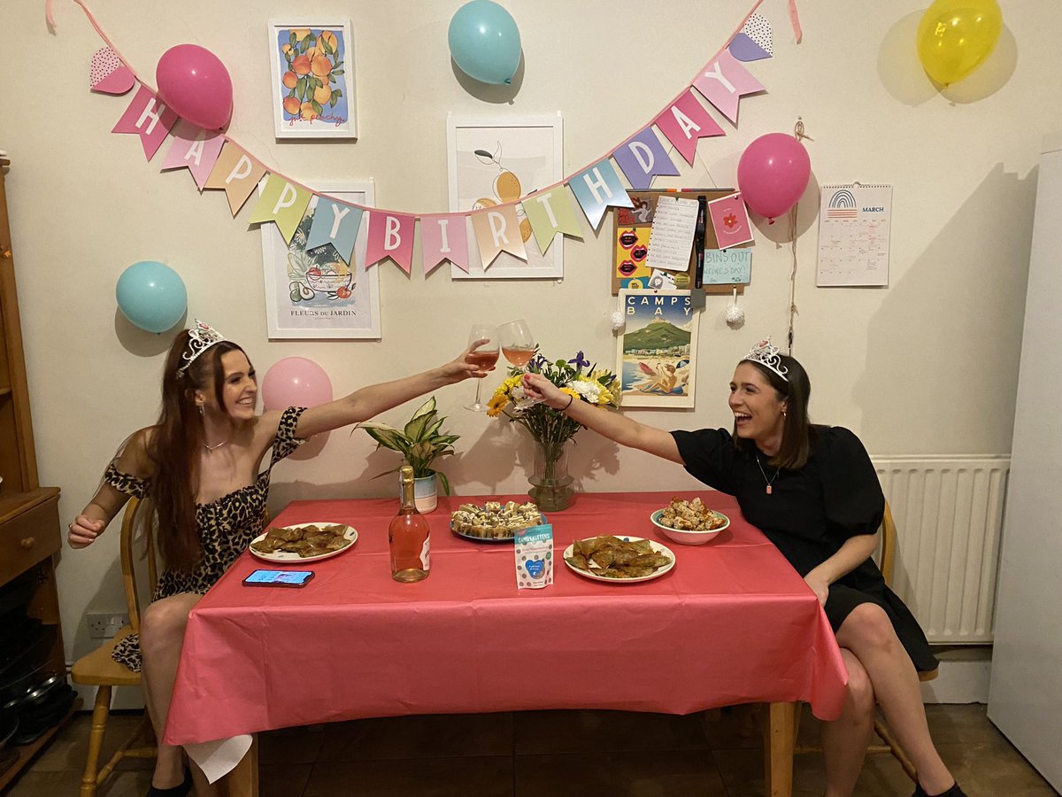 MollyAnneBC's tweet photo. this is 25 🥳 https://t.co/s3ChsnkWyd