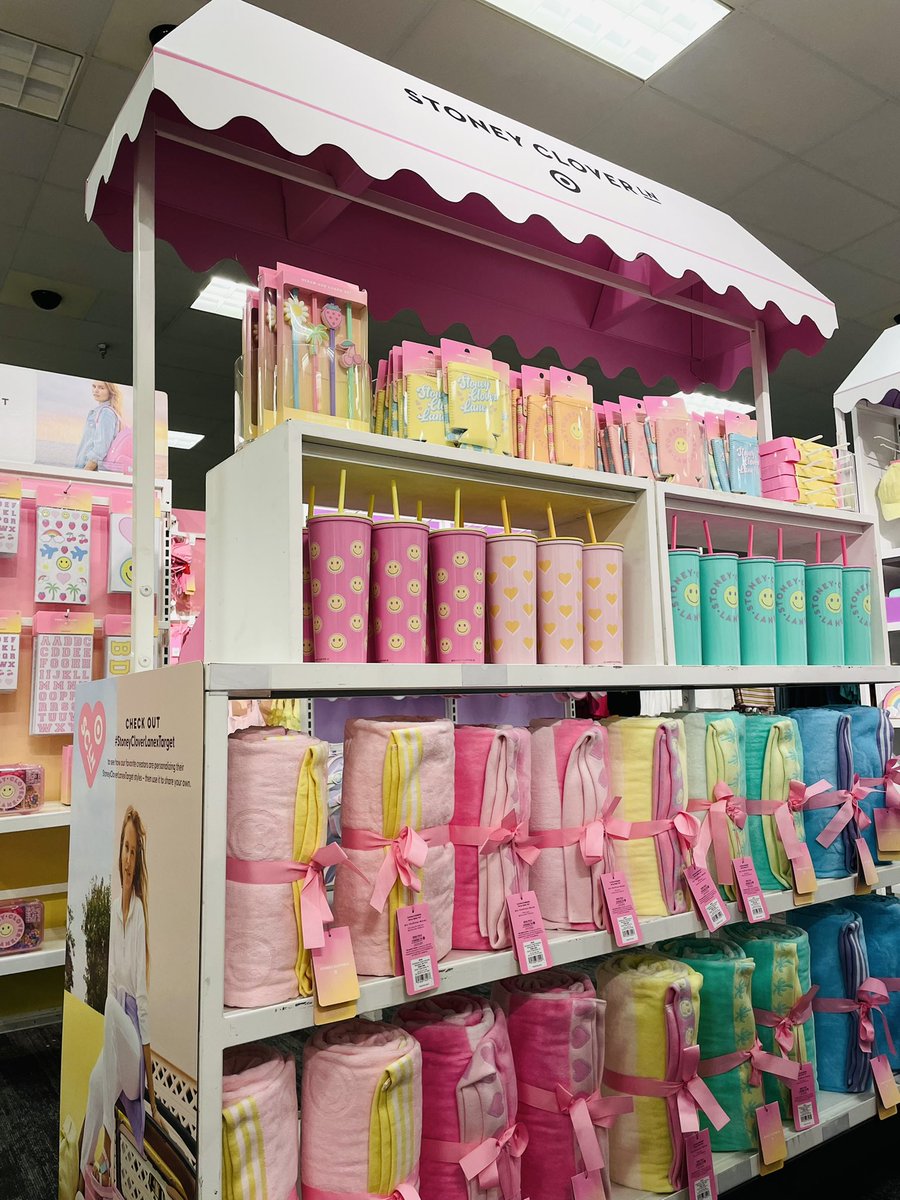 Amy Slagle tweet media