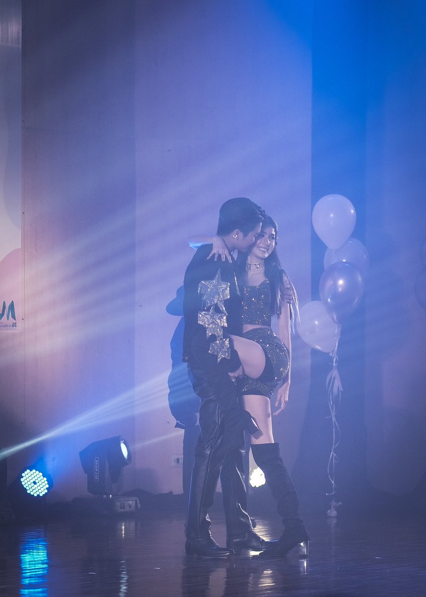 Muaymuay33's tweet photo. ได้นั่งมุมฝั่งนี้😁

#MoreThanOneNightFanmeet https://t.co/hCqyAlmXPB