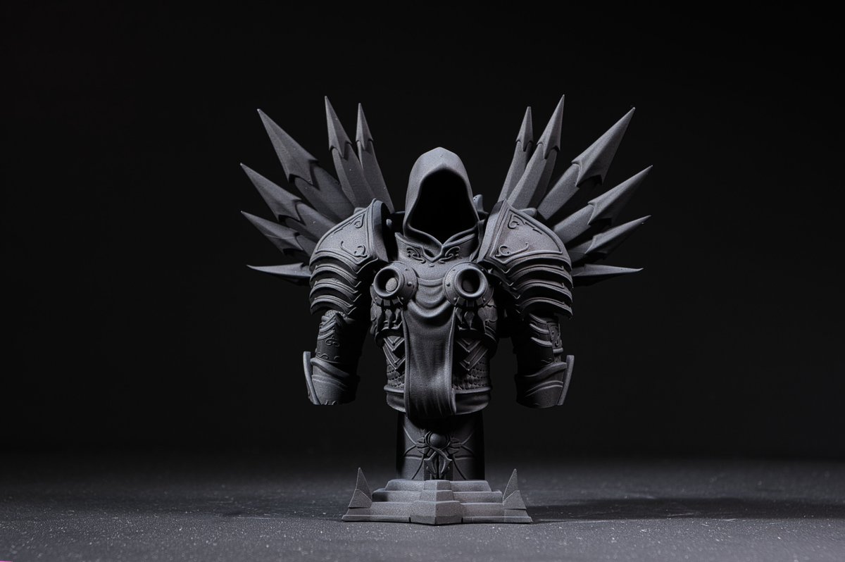 Tyrael  figure and bust sculpted in <a href="/pixologic/">pixologic</a> 
Resin 3d print credit to <a href="/CharroZuck/">charro zuck</a> 

#3dprinting #3dmodeling