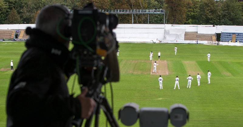 GlamCricket's tweet photo. Glamorgan have declared on 320/7 overnight 

Cardiff UCCE will begin their first innings, Gorvin will open the bowling

#GoGlam