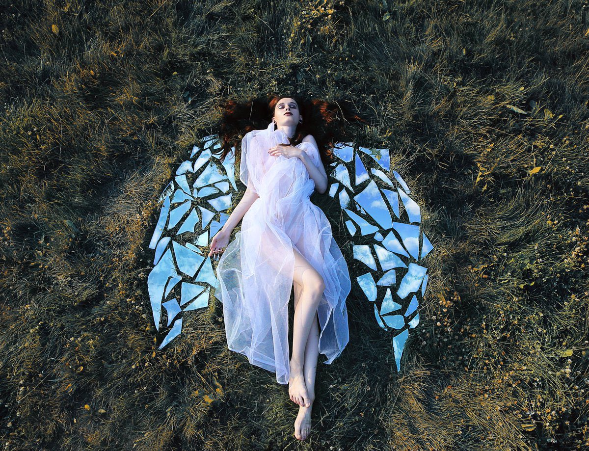 Fata_Morgana8's tweet photo. I have bday today!! 😅🎉🔥 

Thank you guys for congratulations, repost one of my work!💙💙💙

FALLEN ANGEL  on @foundation 

https://t.co/SGU88JjEuV

#NFTCommunity #nftart https://t.co/vYiosybT3k
